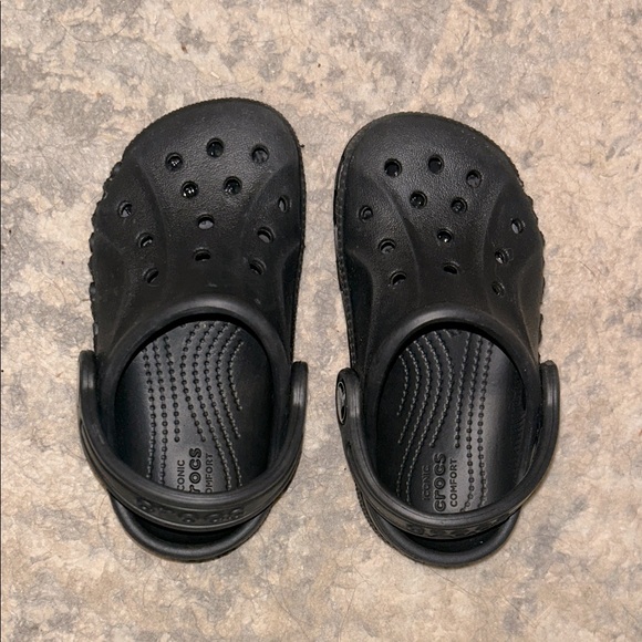 Toddler CROCS - Picture 1 of 3